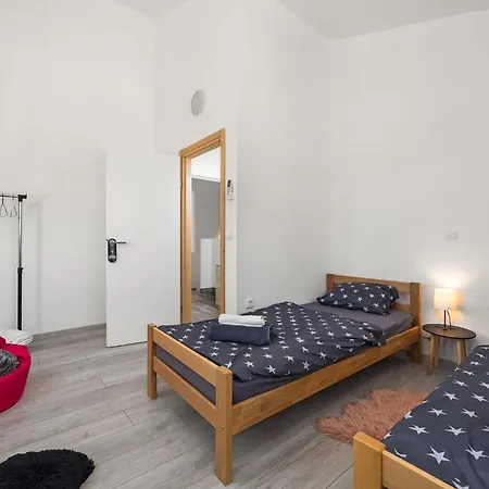 Vila Jakov Baderna