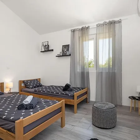 Villa Jakov